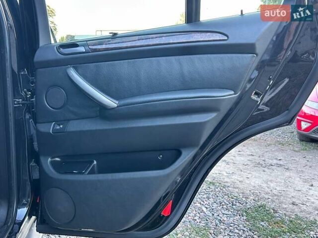 Черный БМВ Х5, объемом двигателя 4.4 л и пробегом 311 тыс. км за 9500 $, фото 31 на Automoto.ua