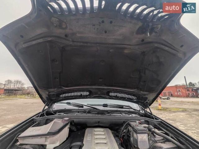 Черный БМВ Х5, объемом двигателя 2.99 л и пробегом 349 тыс. км за 12400 $, фото 25 на Automoto.ua