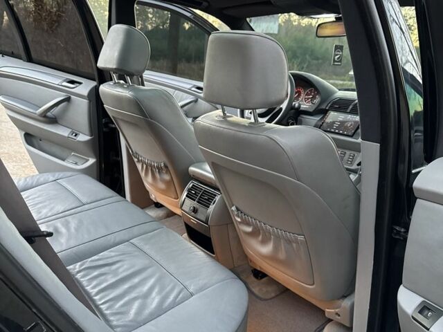 Черный БМВ Х5, объемом двигателя 3 л и пробегом 350 тыс. км за 11500 $, фото 11 на Automoto.ua