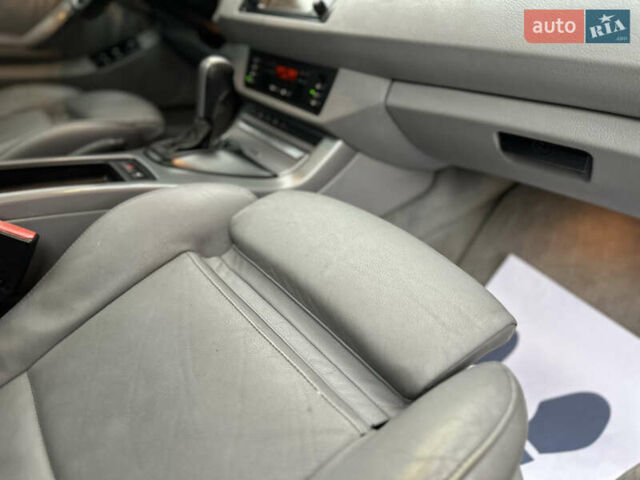 Чорний БМВ Х5, об'ємом двигуна 3 л та пробігом 304 тис. км за 10350 $, фото 60 на Automoto.ua