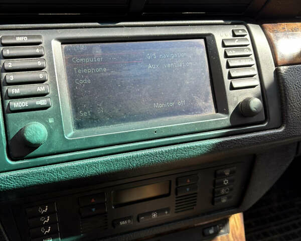 Черный БМВ Х5, объемом двигателя 3 л и пробегом 325 тыс. км за 6500 $, фото 9 на Automoto.ua