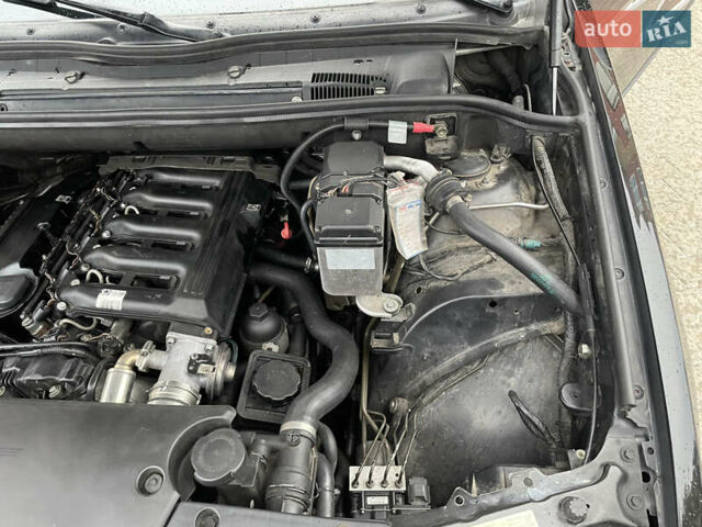 Черный БМВ Х5, объемом двигателя 3 л и пробегом 350 тыс. км за 12900 $, фото 44 на Automoto.ua