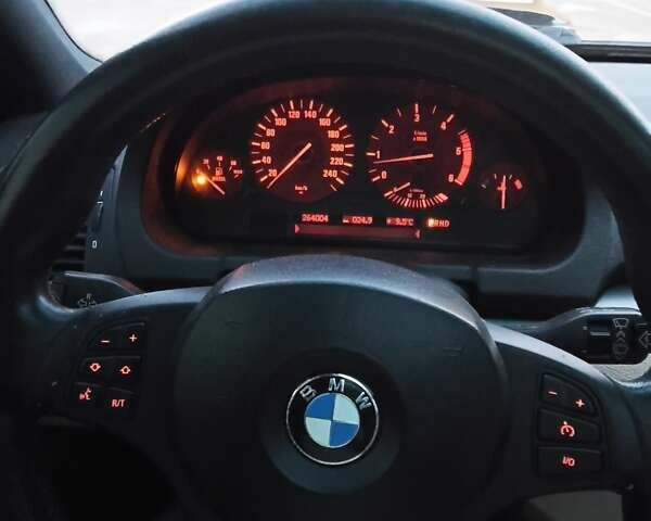 Черный БМВ Х5, объемом двигателя 3 л и пробегом 462 тыс. км за 12900 $, фото 77 на Automoto.ua