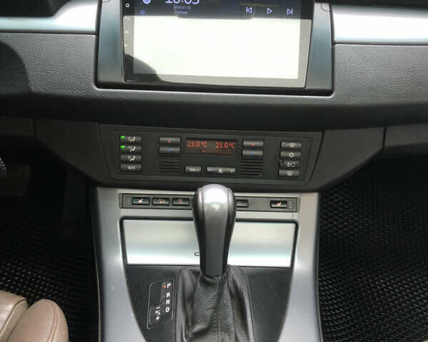 Черный БМВ Х5, объемом двигателя 3 л и пробегом 371 тыс. км за 10500 $, фото 5 на Automoto.ua