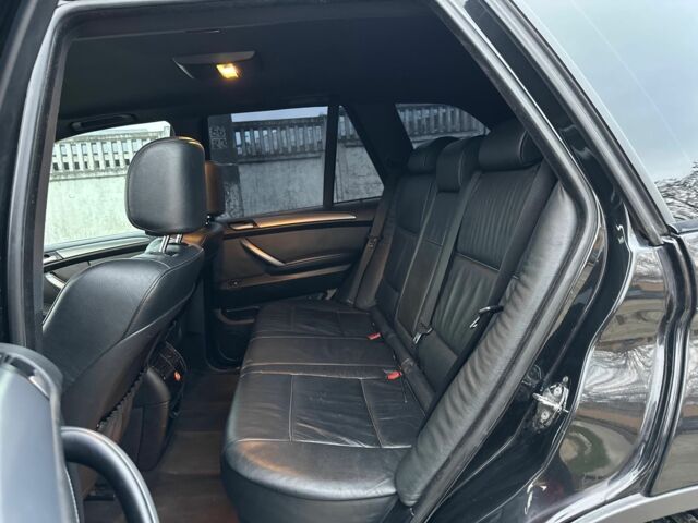 Черный БМВ Х5, объемом двигателя 3 л и пробегом 413 тыс. км за 5350 $, фото 9 на Automoto.ua