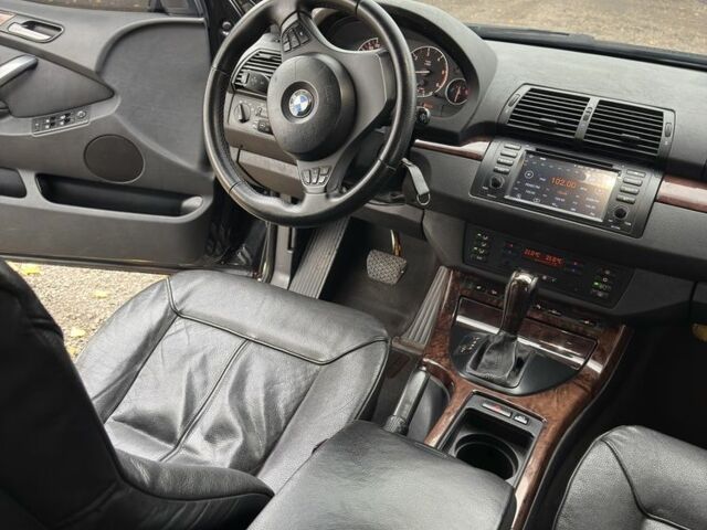 Чорний БМВ Х5, об'ємом двигуна 3 л та пробігом 369 тис. км за 11300 $, фото 2 на Automoto.ua