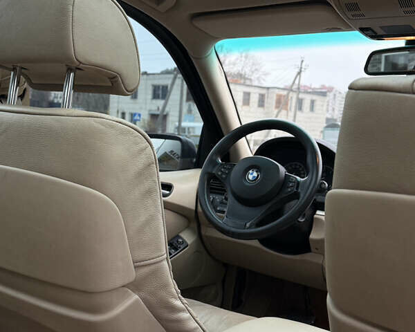 Черный БМВ Х5, объемом двигателя 3 л и пробегом 370 тыс. км за 10900 $, фото 39 на Automoto.ua