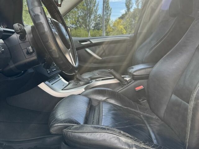 Чорний БМВ Х5, об'ємом двигуна 3 л та пробігом 300 тис. км за 4150 $, фото 8 на Automoto.ua