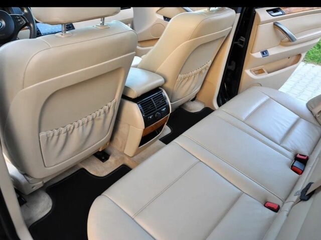 Чорний БМВ Х5, об'ємом двигуна 3 л та пробігом 213 тис. км за 3567 $, фото 12 на Automoto.ua