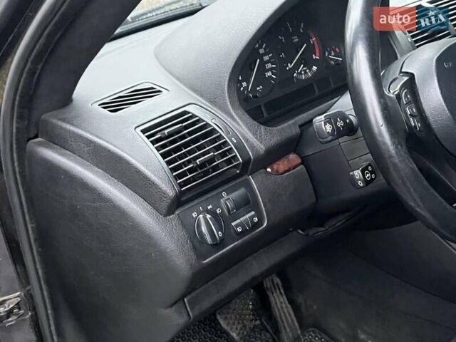 Черный БМВ Х5, объемом двигателя 3 л и пробегом 419 тыс. км за 12790 $, фото 22 на Automoto.ua