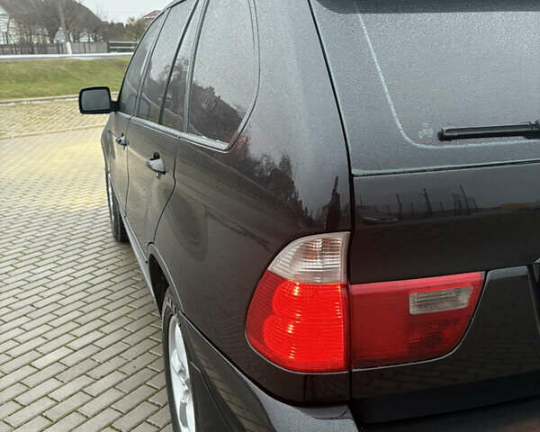 Черный БМВ Х5, объемом двигателя 2.99 л и пробегом 334 тыс. км за 11200 $, фото 20 на Automoto.ua