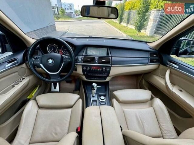 Чорний БМВ Х5, об'ємом двигуна 3 л та пробігом 235 тис. км за 3700 $, фото 7 на Automoto.ua