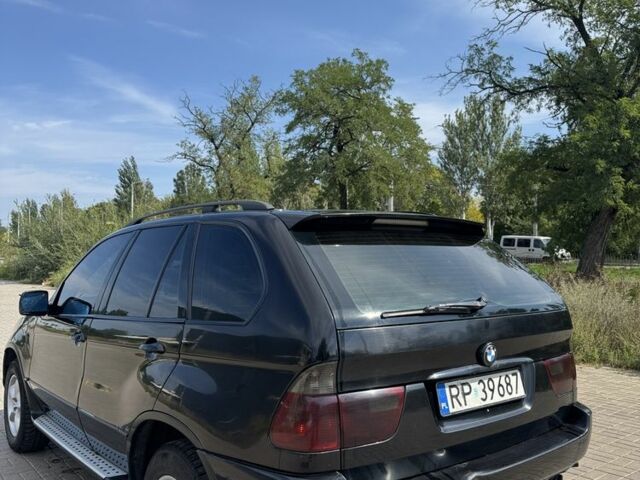 Чорний БМВ Х5, об'ємом двигуна 3 л та пробігом 300 тис. км за 4150 $, фото 4 на Automoto.ua