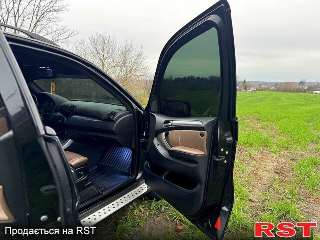 Чорний БМВ Х5, об'ємом двигуна 3 л та пробігом 0 тис. км за 9600 $, фото 11 на Automoto.ua