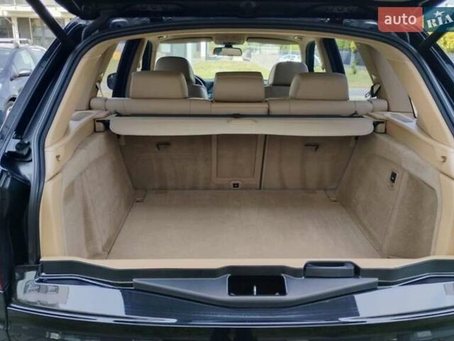 Чорний БМВ Х5, об'ємом двигуна 3 л та пробігом 235 тис. км за 3700 $, фото 10 на Automoto.ua