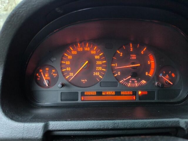 Черный БМВ Х5, объемом двигателя 3 л и пробегом 499 тыс. км за 7800 $, фото 8 на Automoto.ua