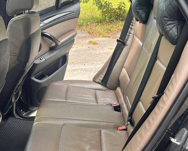 Чорний БМВ Х5, об'ємом двигуна 3 л та пробігом 400 тис. км за 11500 $, фото 17 на Automoto.ua