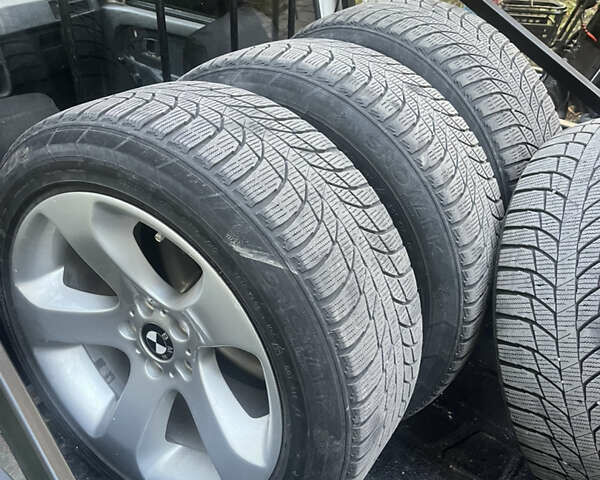 Чорний БМВ Х5, об'ємом двигуна 3 л та пробігом 400 тис. км за 11500 $, фото 27 на Automoto.ua