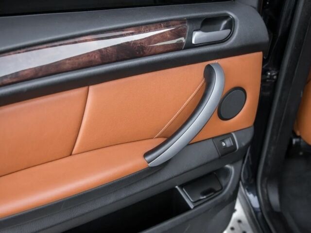 Черный БМВ Х5, объемом двигателя 3 л и пробегом 210 тыс. км за 4200 $, фото 14 на Automoto.ua