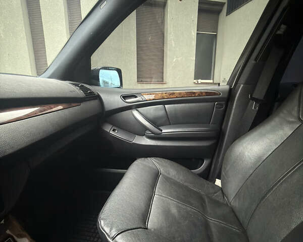 Черный БМВ Х5, объемом двигателя 3 л и пробегом 373 тыс. км за 9500 $, фото 22 на Automoto.ua