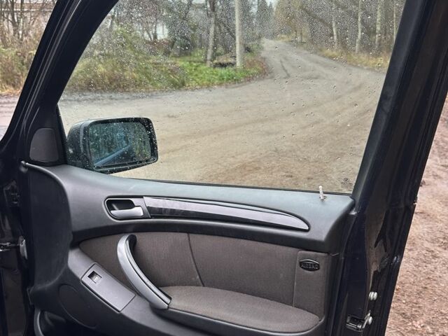 Чорний БМВ Х5, об'ємом двигуна 3 л та пробігом 295 тис. км за 6300 $, фото 12 на Automoto.ua