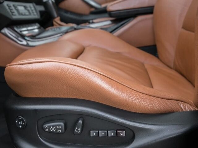 Черный БМВ Х5, объемом двигателя 3 л и пробегом 210 тыс. км за 4200 $, фото 9 на Automoto.ua