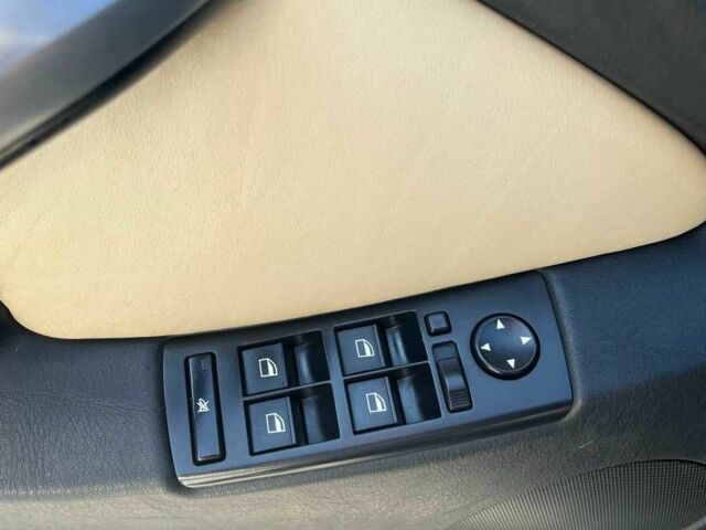 Чорний БМВ Х5, об'ємом двигуна 4.8 л та пробігом 280 тис. км за 13300 $, фото 8 на Automoto.ua