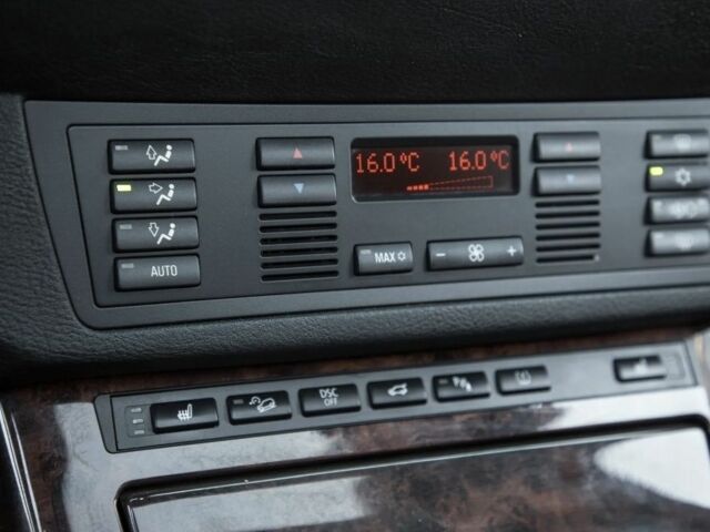 Черный БМВ Х5, объемом двигателя 3 л и пробегом 210 тыс. км за 4200 $, фото 13 на Automoto.ua