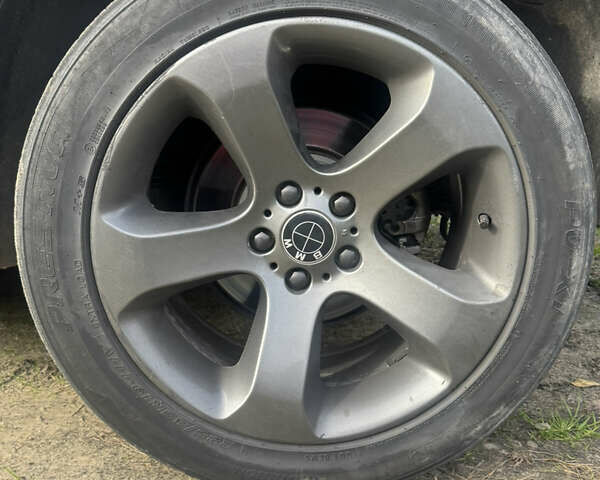 Черный БМВ Х5, объемом двигателя 2.99 л и пробегом 337 тыс. км за 12100 $, фото 10 на Automoto.ua