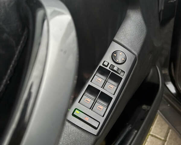 Черный БМВ Х5, объемом двигателя 2.99 л и пробегом 334 тыс. км за 11200 $, фото 34 на Automoto.ua