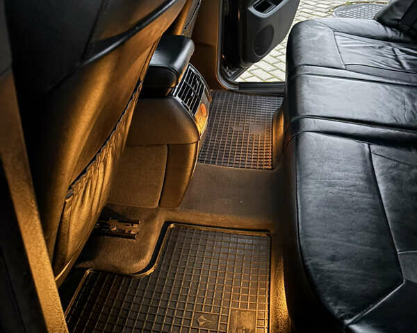 Черный БМВ Х5, объемом двигателя 2.99 л и пробегом 334 тыс. км за 11200 $, фото 55 на Automoto.ua