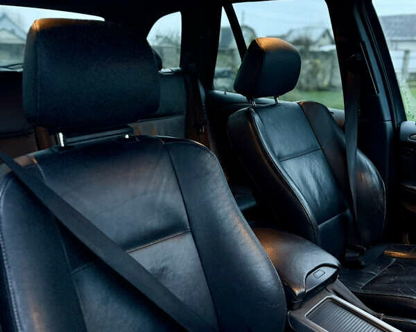 Черный БМВ Х5, объемом двигателя 3 л и пробегом 352 тыс. км за 12000 $, фото 6 на Automoto.ua