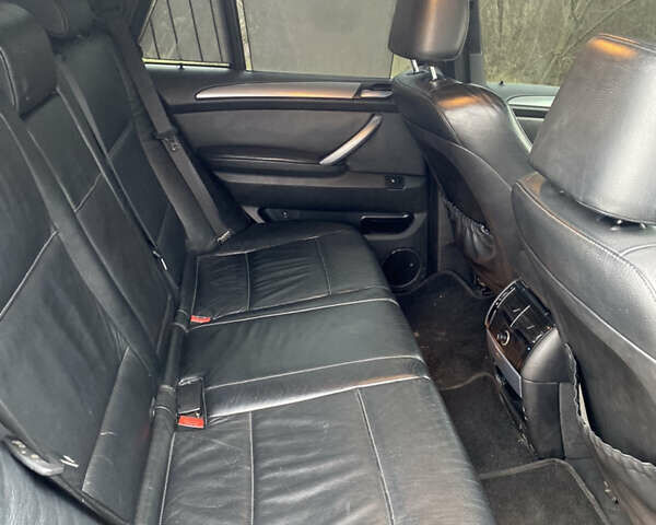 Чорний БМВ Х5, об'ємом двигуна 2.99 л та пробігом 369 тис. км за 11900 $, фото 35 на Automoto.ua