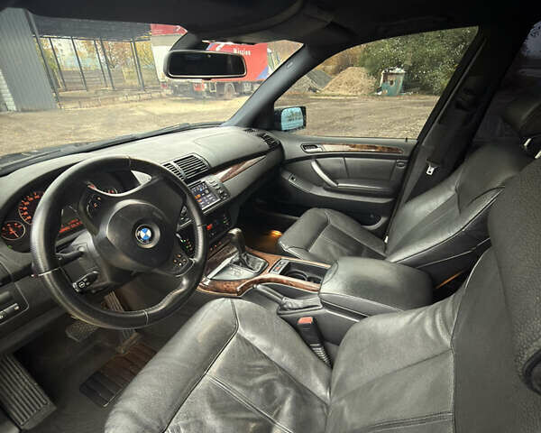 Черный БМВ Х5, объемом двигателя 3 л и пробегом 373 тыс. км за 9500 $, фото 8 на Automoto.ua