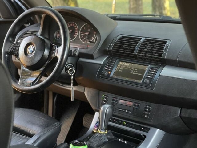 Черный БМВ Х5, объемом двигателя 3 л и пробегом 370 тыс. км за 6500 $, фото 2 на Automoto.ua