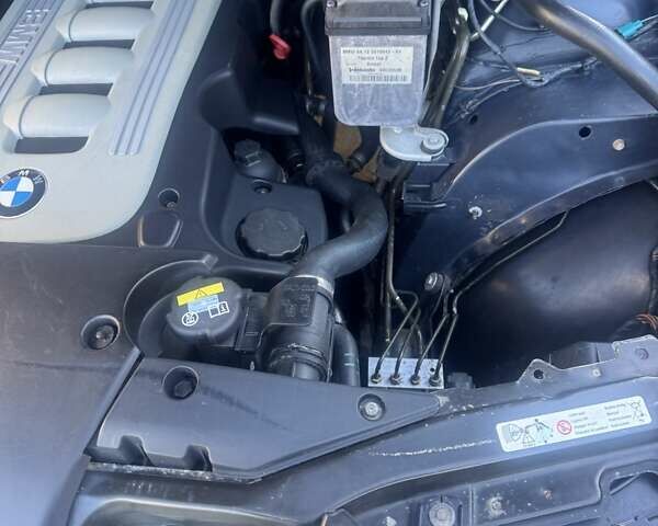 Чорний БМВ Х5, об'ємом двигуна 2.99 л та пробігом 344 тис. км за 11400 $, фото 18 на Automoto.ua