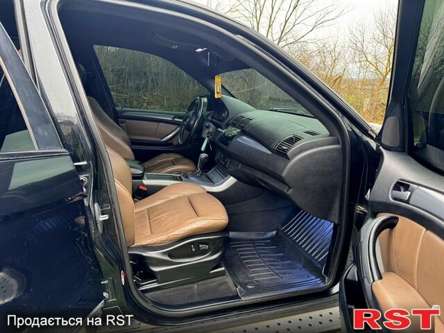 Чорний БМВ Х5, об'ємом двигуна 3 л та пробігом 0 тис. км за 9600 $, фото 9 на Automoto.ua