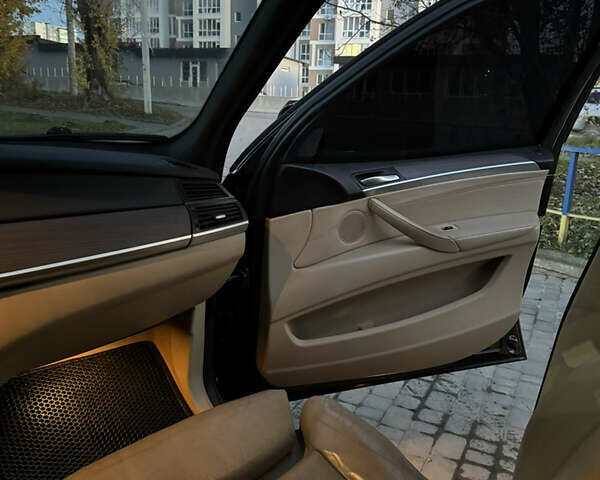 Черный БМВ Х5, объемом двигателя 3 л и пробегом 307 тыс. км за 11000 $, фото 3 на Automoto.ua