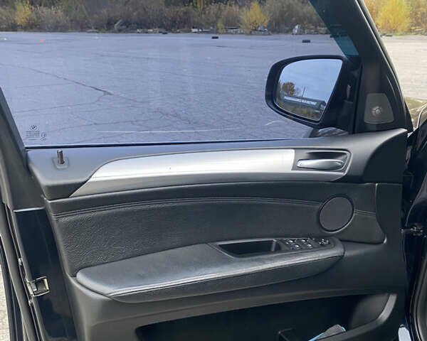 Черный БМВ Х5, объемом двигателя 4.8 л и пробегом 229 тыс. км за 17000 $, фото 27 на Automoto.ua