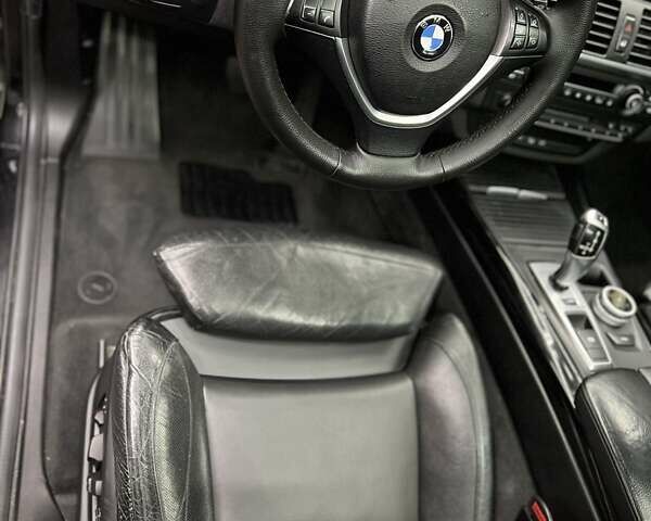 Черный БМВ Х5, объемом двигателя 3 л и пробегом 313 тыс. км за 13500 $, фото 14 на Automoto.ua