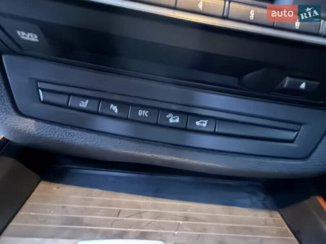 Черный БМВ Х5, объемом двигателя 3 л и пробегом 265 тыс. км за 12500 $, фото 32 на Automoto.ua