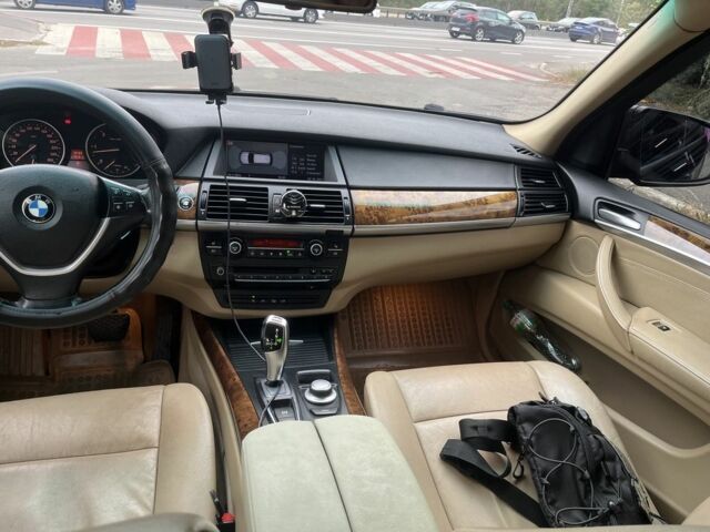 Чорний БМВ Х5, об'ємом двигуна 3 л та пробігом 300 тис. км за 15500 $, фото 8 на Automoto.ua