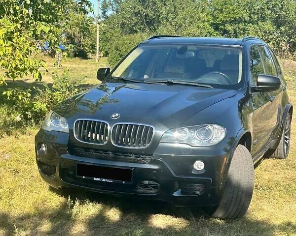 Чорний БМВ Х5, об'ємом двигуна 3 л та пробігом 300 тис. км за 15099 $, фото 4 на Automoto.ua