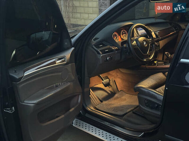 Черный БМВ Х5, объемом двигателя 0 л и пробегом 225 тыс. км за 13900 $, фото 7 на Automoto.ua