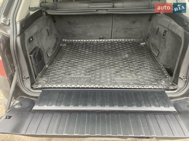 Черный БМВ Х5, объемом двигателя 3 л и пробегом 240 тыс. км за 12000 $, фото 35 на Automoto.ua