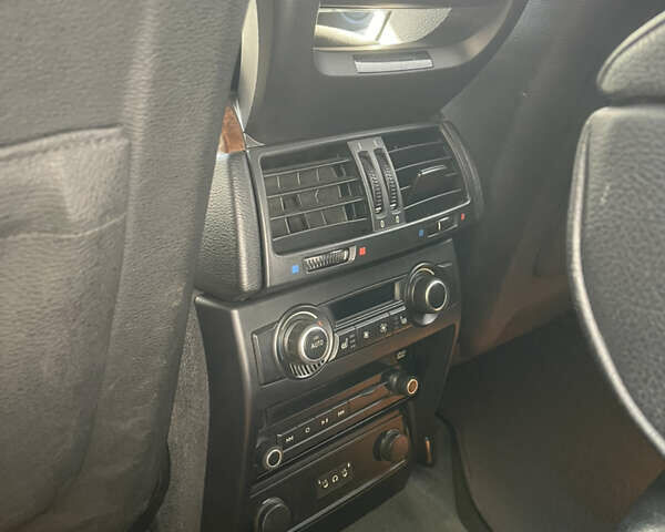 Черный БМВ Х5, объемом двигателя 4.8 л и пробегом 385 тыс. км за 11000 $, фото 14 на Automoto.ua