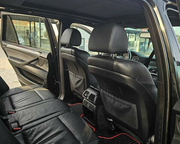 Черный БМВ Х5, объемом двигателя 4.8 л и пробегом 200 тыс. км за 14500 $, фото 3 на Automoto.ua