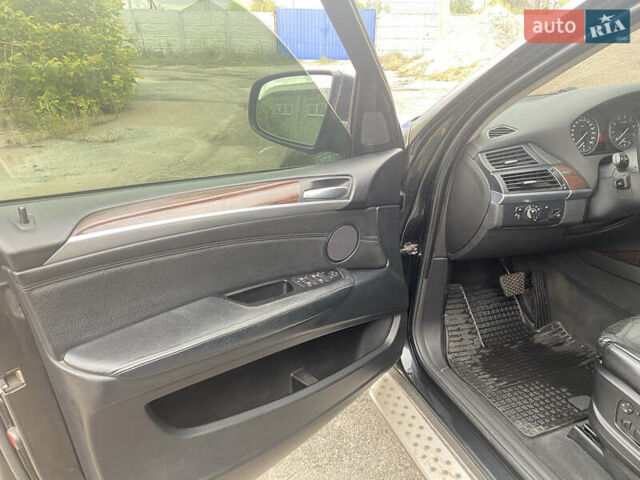 Черный БМВ Х5, объемом двигателя 3 л и пробегом 240 тыс. км за 12000 $, фото 30 на Automoto.ua