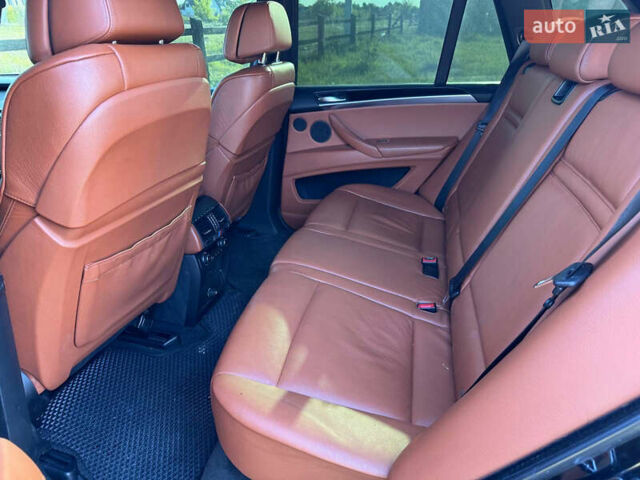 БМВ Х5 2007 в Днепре (Днепропетровске) на Automoto.ua Черный БМВ Х5, объемом двигателя 4.8 л и пробегом 295 тыс. км за 15000 $, фото 12 на Automoto.ua