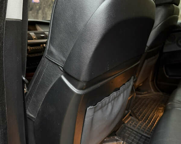 Черный БМВ Х5, объемом двигателя 3 л и пробегом 265 тыс. км за 12500 $, фото 16 на Automoto.ua